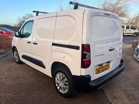 Used Peugeot Partner Premium 131 HP (96 kW) 2022 White MPV