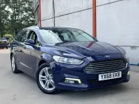 Usado Ford Mondeo Zetec 160 CV (117 kW) 2018 Azul Familiar