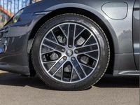 Begagnad Porsche Taycan 350 kW (476 HK) 2023 Grå Kombi