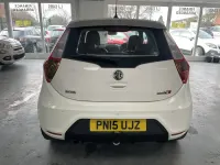 Usado MG MG3 106 HP (77 kW) 2015 Branco Citadino