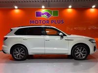 Used VW Touareg R-line 286 HP (210 kW) 2018 White SUV