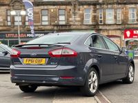 Usado Ford Mondeo Titanium 115 HP (84 kW) 2012 Cinzento Citadino