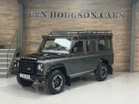 Used Land Rover Defender Adventure 122 HP (89 kW) 2016 Grey Estate