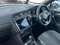 Used VW Tiguan R-line 150 HP (110 kW) 2022 Pure white SUV