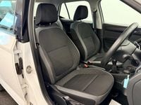 Used Skoda Fabia SE 75 HP (55 kW) 2019 White Hatchback