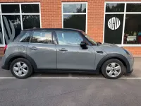 Usado Mini Cooper Classic 2021 Gris Utilitario