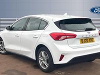 Used Ford Focus Zetec 125 HP (91 kW) 2020 White Hatchback