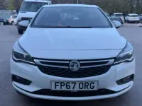 Używany Vauxhall Astra 110 KM (80 kW) 2018 Biały Hatchback