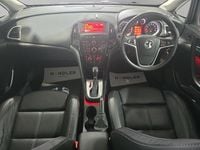 Used Vauxhall Astra Elite 2015 Red Estate