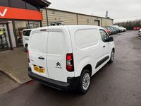 Used Citroën Berlingo 100 HP (73 kW) 2022 White MPV