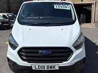 Used Ford Transit Custom 105 HP (77 kW) 2018 White Van