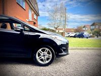 Used Ford Fiesta Zetec 82 HP (60 kW) 2013 Black Hatchback