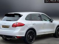 Used Porsche Cayenne 245 HP (180 kW) 2013 Silver SUV