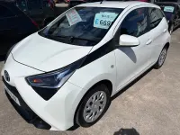 Used Toyota Aygo X-play 72 HP (52 kW) 2019 White Hatchback