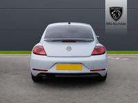 Usado VW Beetle Design 148 HP (108 kW) 2018 Cinzento Citadino