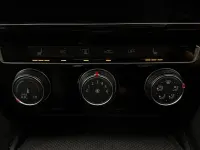Used VW Passat SEL 150 HP (110 kW) 2023 Red Estate