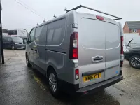 Used Renault Trafic 2016 Silver MPV
