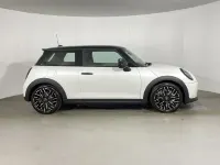 Używany Mini Cooper S Exclusive 2025 Biały Hatchback