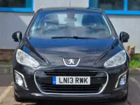 Second-hand Peugeot 308 Active 2013 Negru Hatchback