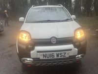 Used Fiat Panda Cross Cross 95 HP (69 kW) 2016 White Hatchback