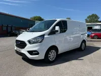 Used Ford Transit Custom Limited 130 HP (95 kW) 2022 White Van