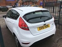 Used Ford Fiesta 82 HP (60 kW) 2011 White Hatchback
