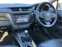 used Toyota Avensis DIESEL SALOON 2.0D Excel 4dr [Lane departure warning system, Cruise control, Reversing camera]