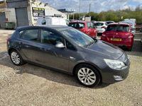 used Vauxhall Astra 1.6i 16V Exclusiv 5dr