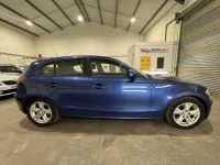 Usado BMW 118 2010 Azul Citadino