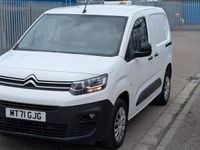 Used Citroën Berlingo 100 HP (73 kW) 2021 White MPV