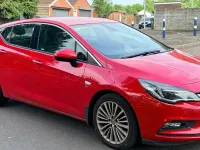 Used Vauxhall Astra Elite 136 HP (100 kW) 2016 Red Hatchback