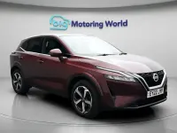 Used Nissan Qashqai N-Connecta 140 HP (102 kW) 2022 Red SUV