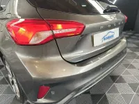 Gebraucht Ford Focus ST-Line 120 PS (88 kW) 2021 Grau Kleinwagen