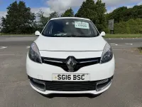 Used Renault Scénic Dynamique 2016 White MPV