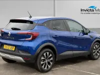 Usado Renault Captur Evolution 91 HP (66 kW) 2023 Azul SUV