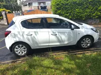 Used Vauxhall Corsa Design Edition 90 HP (66 kW) 2015 White Hatchback