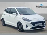 Used Hyundai i10 Premium 84 HP (61 kW) 2023 White Hatchback