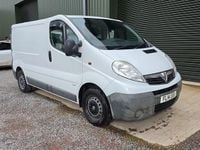 Second-hand Vauxhall Vivaro 115 CP (84 kW) 2014 Alb Monovolum