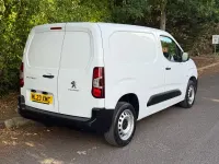 Used Peugeot Partner 131 HP (96 kW) 2023 White MPV
