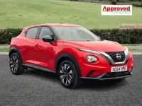 Begagnad Nissan Juke Acenta 117 HK (86 kW) 2024 Röd SUV