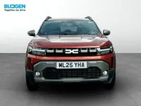 Begagnad Dacia Duster Journey 143 HK (105 kW) 2025 Brun Halvkombi