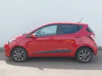 Used Hyundai i10 Premium 66 HP (48 kW) 2017 Red Hatchback