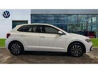 Used VW Polo Life 95 HP (69 kW) 2023 Pure white Hatchback