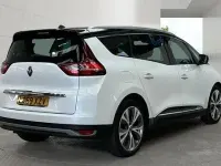 Used Renault Grand Scénic IV Signature 140 HP (102 kW) 2019 White/black MPV