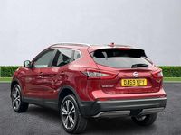 Used Nissan Qashqai N-Connecta 2019 Red SUV