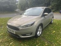 Used Ford Focus Zetec 120 HP (88 kW) 2015 Silver Hatchback