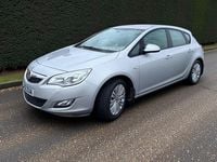Used Vauxhall Astra Excite 2011 Silver Hatchback