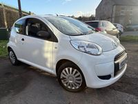 Used Citroën C1 68 HP (50 kW) 2012 White Hatchback