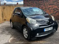 Used Toyota iQ 68 HP (50 kW) 2009 Black Hatchback
