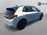 Used VW ID.3 Pro 150 kW (204 HP) 2020 White Hatchback